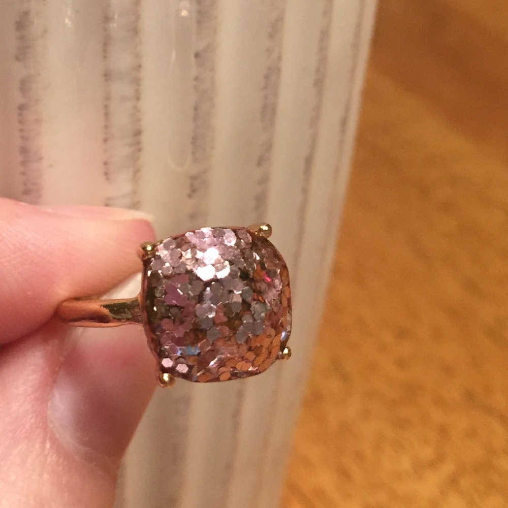 💞💞Pink druzy like ring💞💞
